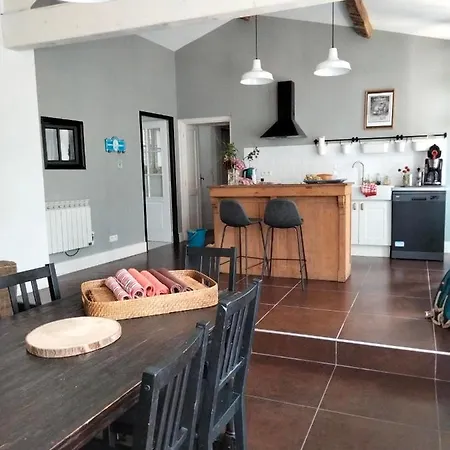 Maison De Vacance Calme Et Chaleureuse * Chalais (Charente)